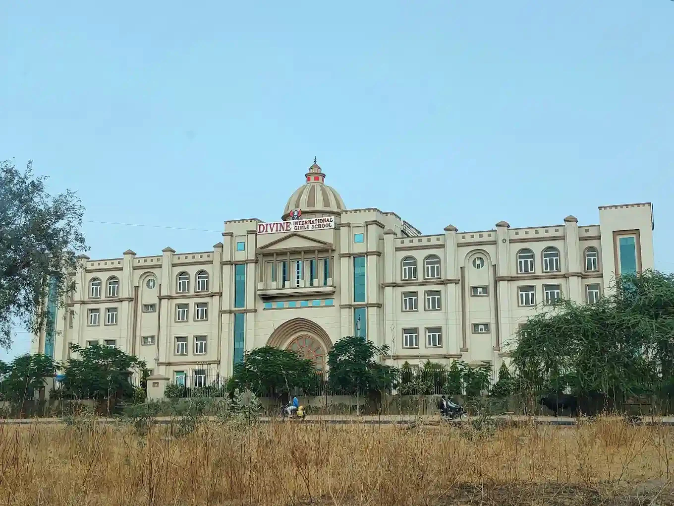 Divine International Girls School Gudha-Road Jhunjhunu - Photo 37