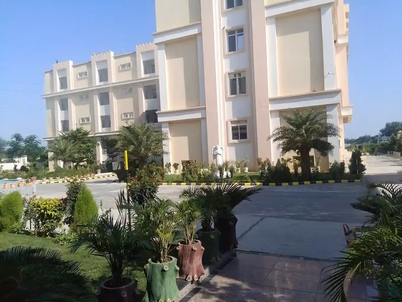 Divine International Girls School Gudha-Road Jhunjhunu - Photo 42